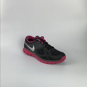 Nike Women’s Flex RN Size 8 512108-009